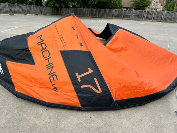 Used Slingshot Machine 17m light wind kite